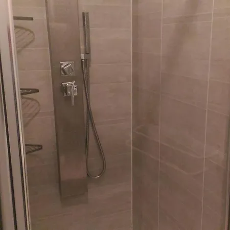 Ebenerdige Fuer Vier Personen By Interhome *