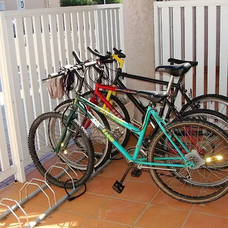 Ebenerdige Fuer Vier Personen By Interhome דירה סן סיפריאן